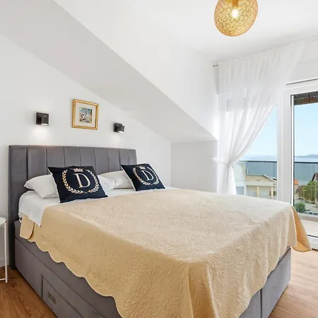 Апартаменти Sea View Luxury Diva Lux, Ciovo, Okrug