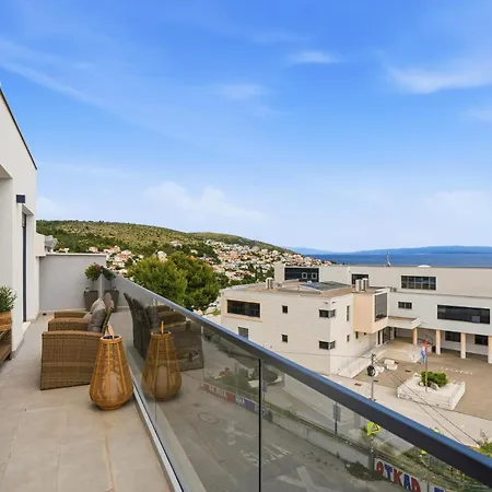 Sea View Luxury Diva Lux, Ciovo, Okrug Апартаменти *